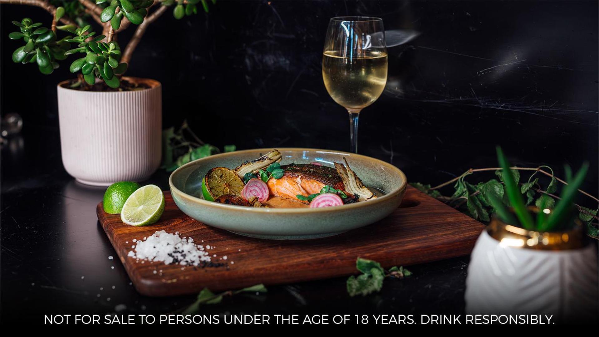 Palazzo Hotel Fourways Eksteriør billede A wine and food pairing