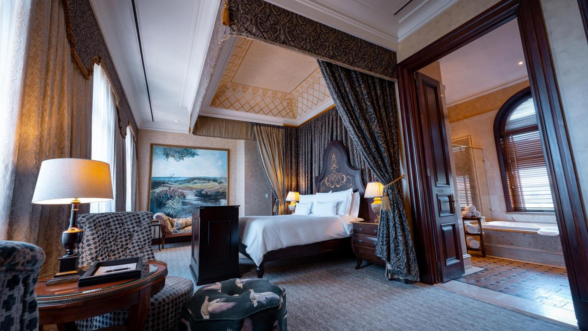 Palazzo Hotel Fourways Eksteriør billede A suite at the Mandarin Oriental, Paris